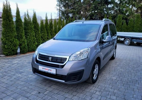 Peugeot Partner cena 41500 przebieg: 165000, rok produkcji 2016 z Lwówek Śląski małe 121